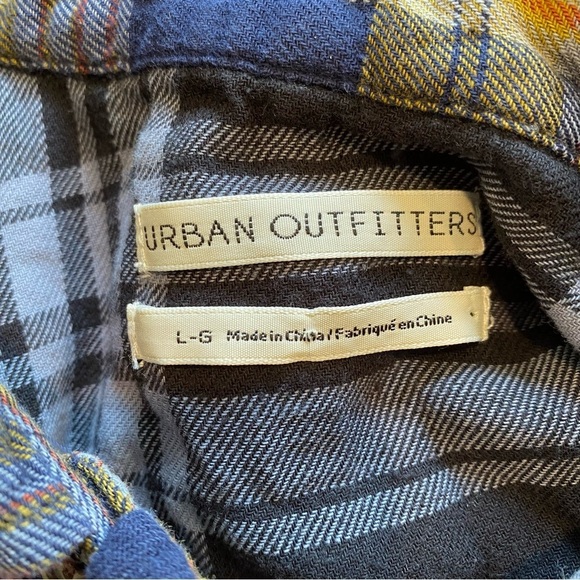 Urban Outfitters Corey Spliced Flannel Button Down Shirt Oversized Size Large - Picture 9 of 11